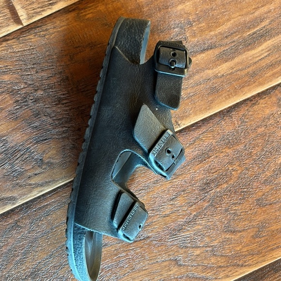 Birkenstock Sandals - Size 32 - Picture 9 of 9